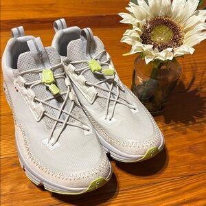 🛍️ on Cloud on running, Stylish Women's Sneakers in Cream and Green